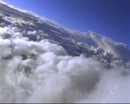 蓝天白云背景视频素材模板下载