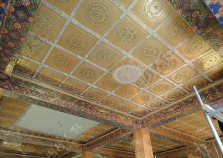 中式别墅客厅吊顶装修图片