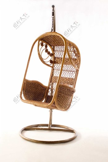 藤编椅子图片
