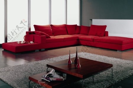 红色沙发图片