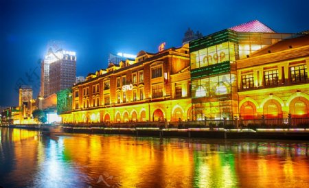 楚河汉街水晶宫夜景琉璃之城图片