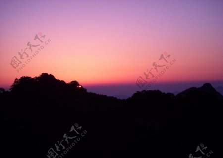 泰山落日图片