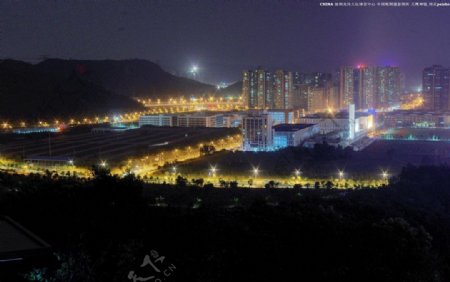 深圳龙岗大运场馆夜景图片