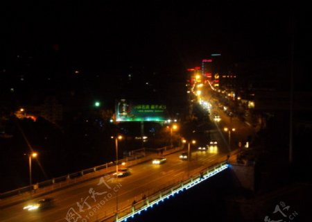 郴州苏仙桥夜景图片
