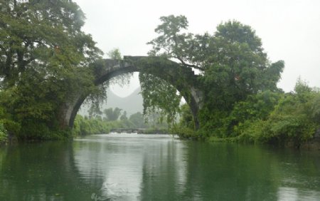 阳朔拱桥图片