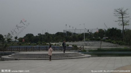 东莞松山湖广场图片