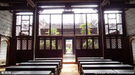 龙江书院教室图片