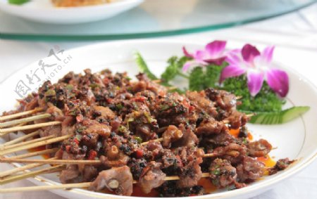 新疆风味牛肉串图片