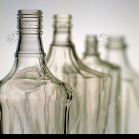玻璃酒瓶子图片