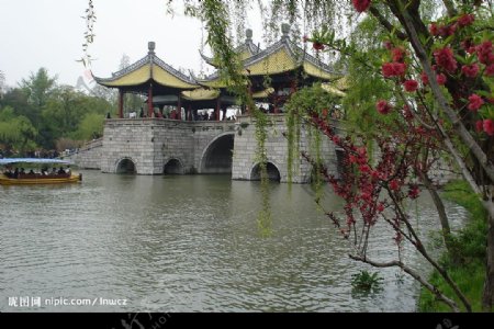 扬州瘦西湖五亭桥图片