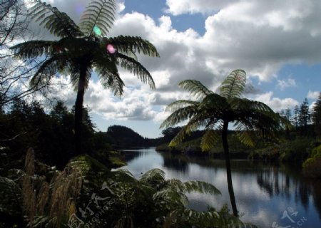 瑙鲁赫伊山原生态景区图片