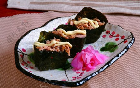 紫菜肉末寿司图片