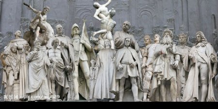 君主广场雕塑合成图片