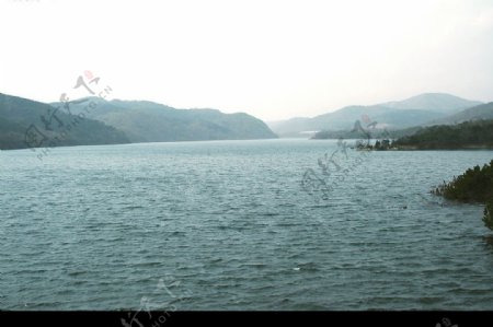 龙王塘水库风景图片