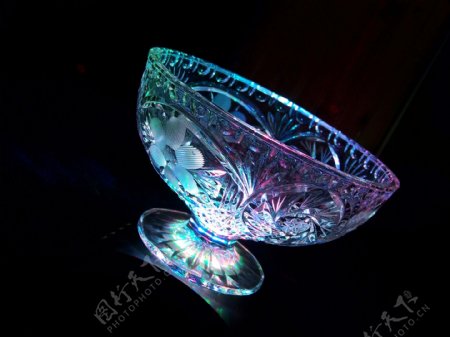 水晶玻璃碗图片