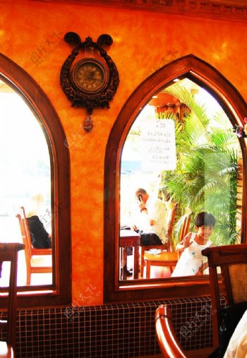 摄于珠海圆明新园外特色新疆餐厅图片