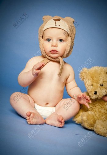 带面帽的婴儿宝宝图片
