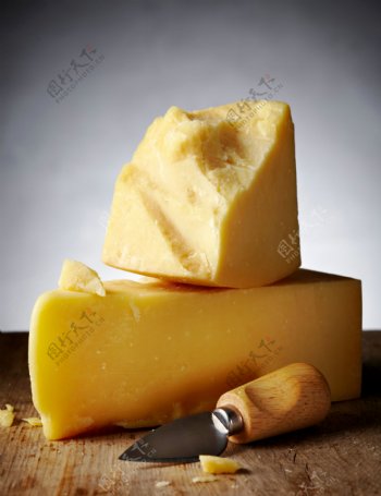 刀具与黄油奶酪图片