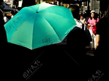 城市阳光人阳光伞