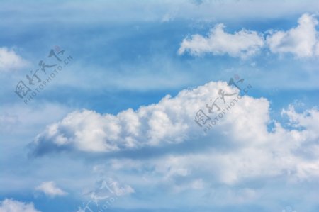云的妙想图片