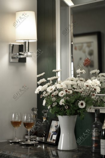 时尚室内桌鲜花盆景设计图