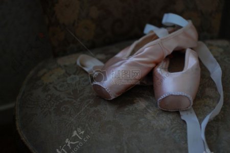 一双美丽的芭蕾舞鞋