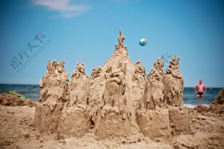 海边沙子城堡图片