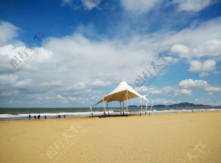 海边沙滩风景图片