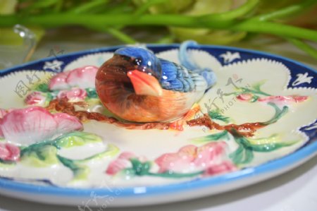 陶瓷工艺品鸟挂盘图片