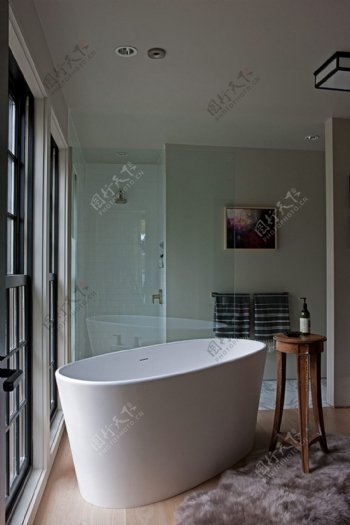 美式简约浴室装修效果图