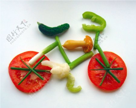 蔬菜组成的自行车图片