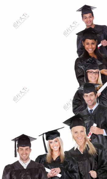 一群毕业的外国大学生图片
