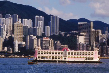 香港海面上的轮船图片