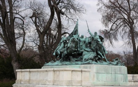 美国独立战争雕像