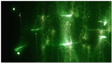 绿色粒子迸发视频素材
