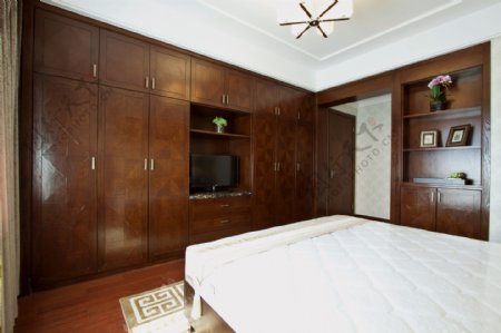 现代简约中式风格卧室实木衣柜效果图