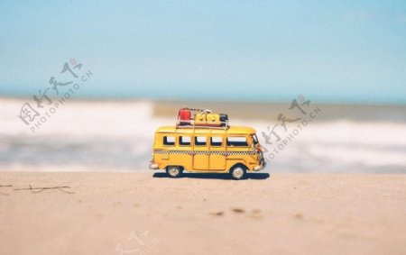 沙滩度假小车