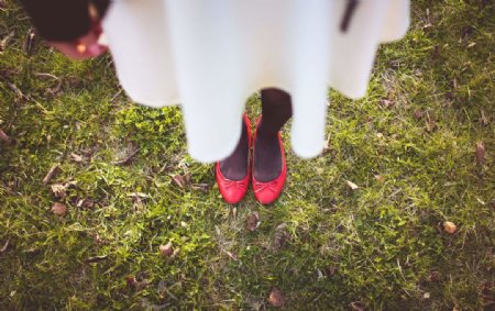 穿红色高跟鞋的女人商业