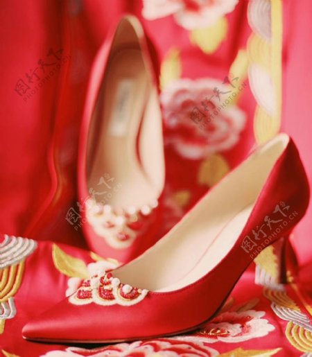中式婚礼服