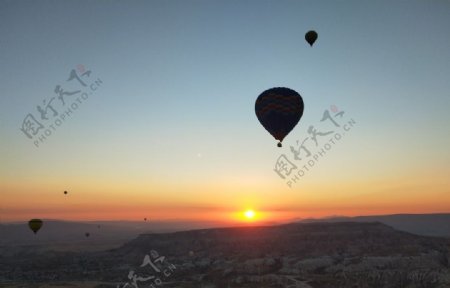 热气球上的日出土耳其