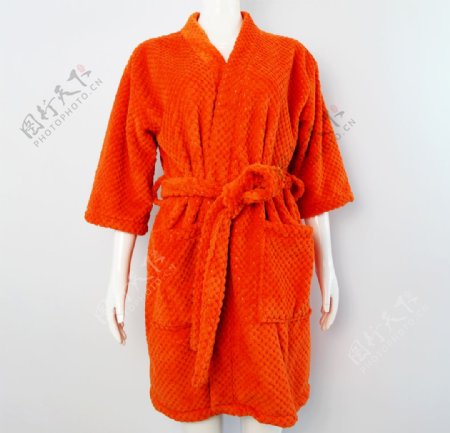 珊瑚绒浴袍