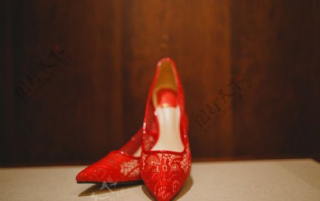高跟鞋红色婚礼新娘背景素材