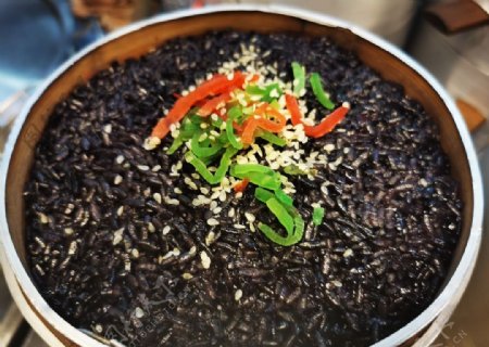 黑米饭