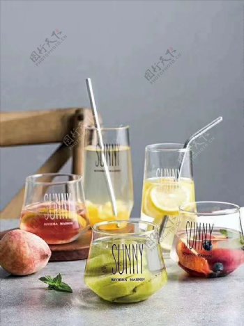 果汁杯图片
