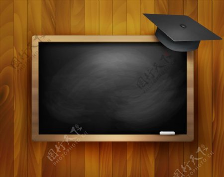 黑板与博士帽图片