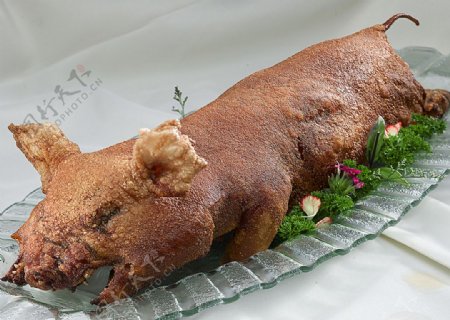 豫菜广东烤乳猪个图片
