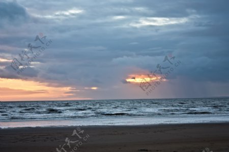 夕阳海景图片