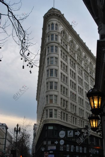 旧金山街上建筑和街景图片