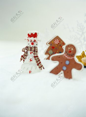 雪人和姜饼人图片