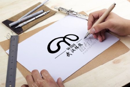 武汉体育logo手绘效果图